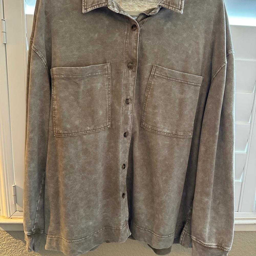 Vintage Style Button-Up Shirt